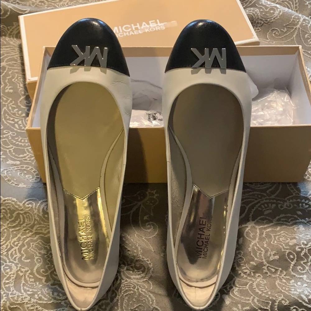 Michael Kors flats